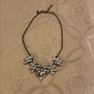 Elegant White Floral Necklace